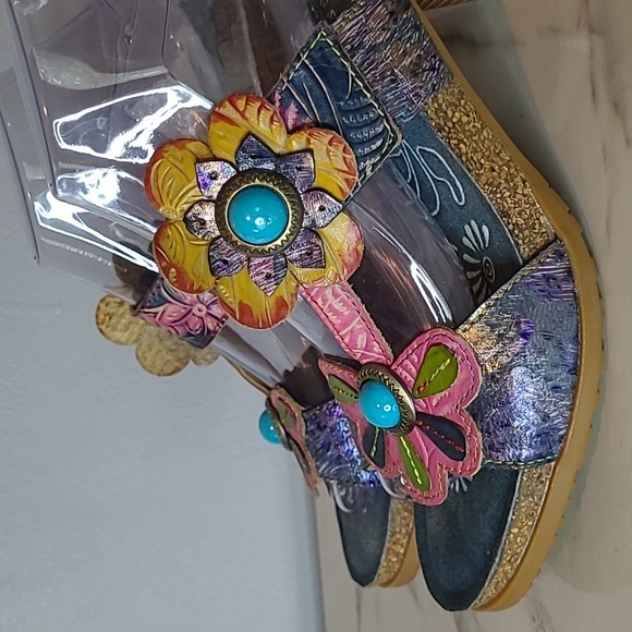 Spring Step L'Artiste Leather Colorful Floral Embossed Slip-on Sandals 9 Boho - Picture 3 of 16